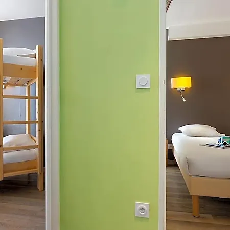 Sowell Residences Cret Voland 4*
