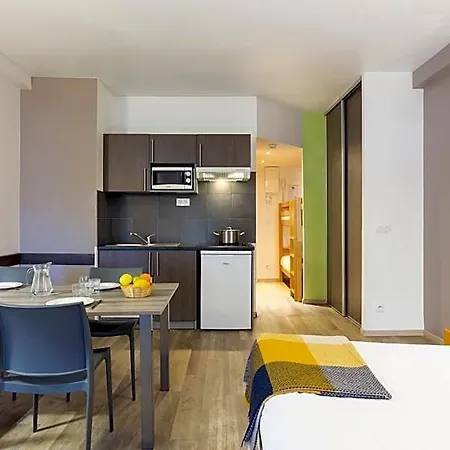 Hotel Sowell Residences Cret Voland 4*